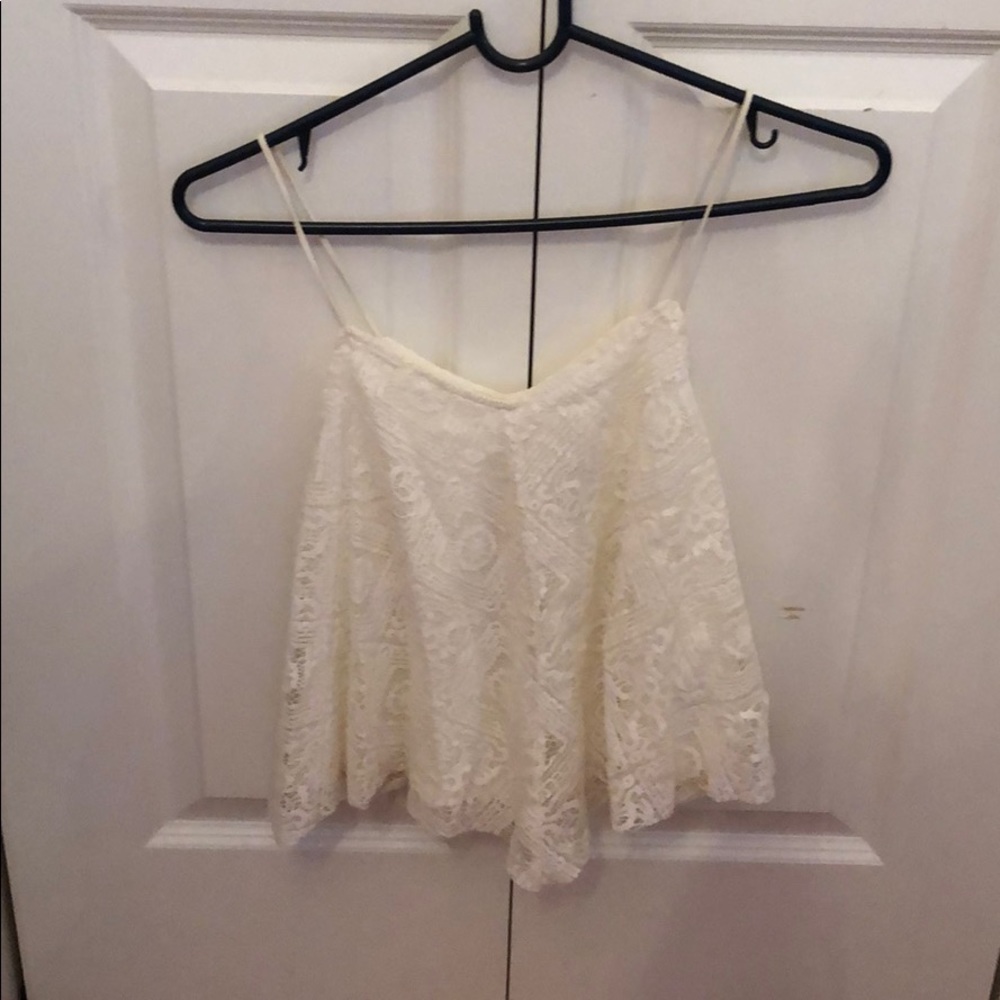 Thin strapped flowy shirt